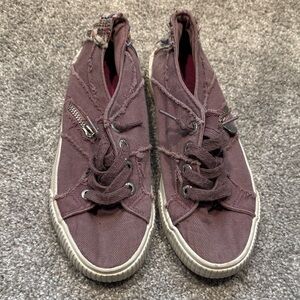 Women’s Casual Canvas Sneakers in Mauve